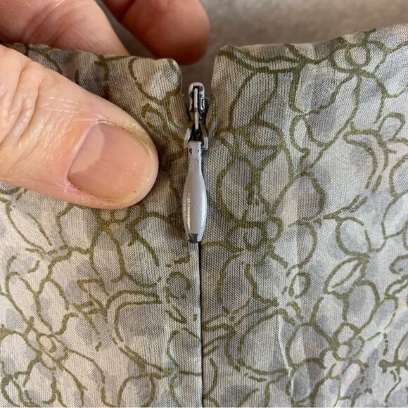 Vintage INC 100% Silk Slip Dress Sz 4 Gray Iridescent Floral Y2K Soft Girl - Picture 7 of 13